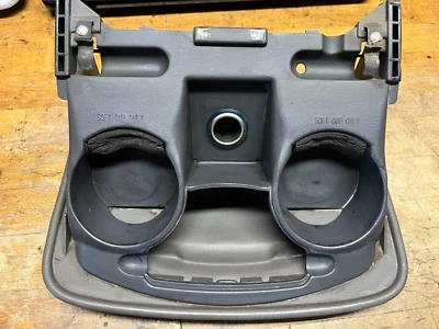 96-02 Ford Crown Vic Mercury Grand Marquis Center Dash Ashtray Cup Holder - Image 1 of 3