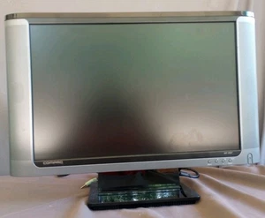 Compaq WF1907 19in. Widescreen Stereo Speaker LCD Monitor-Tested - Picture 1 of 4