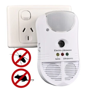 Ultrasonic Insect Repeller 4-in-1 Electronic Pest Rodent and Insect Control - Picture 1 of 7