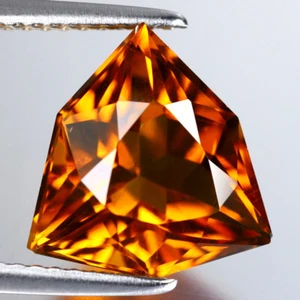 Pietra preziosa citrino giallo oro 2,22 ct eccellente taglio triangolare (9x9 mm) Brasile - Foto 1 di 2