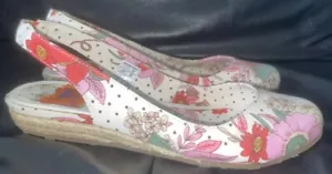 DAMEN GRÖSSE UK 5 BLUMEN UND POLKA PUNKT STOFF SLINGBACKS ROCKETDOG NEU VINTAGE - Bild 1 von 9