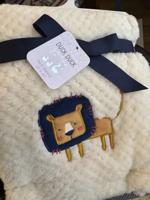NEW Duck Duck Goose Baby Blanket Security Plush Ivory Fleece Embroidered LION - Image 1 of 4