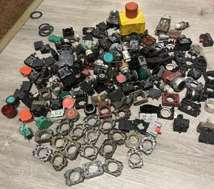 PARTS LOT PUSHBUTTON SWITCH BASE CONTACTS PILOT LIGHTS CUTLER ALLEN BACO GE - Picture 1 of 11