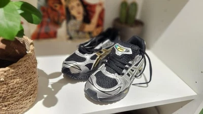 Asics Kayano 14 enfant taille 30 - Photo 1/4