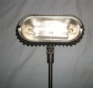 NEW HALOGEN POLE LIGHT SKANDA NORDIC SWEDEN TRADE SHOW VENDOR DISPLAY LIGHTING - Picture 1 of 12