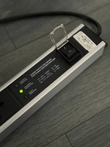 10-Way Vertical Filtered Power Strip–Surge Protected -Perfect Working Condition - Picture 1 of 7