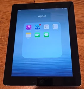 iPad A1416. 64gb. wi-fi only. With Original box, Charging block and cord. - Picture 1 of 3