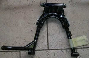 HONDA CB 400 N / CB 250 N CAVALLETTO CENTRALE/ CENTERSTAND 50500-413-000 - Imagen 1 de 3