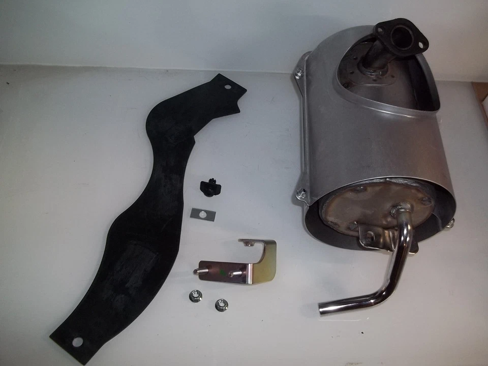 YAMAHA G29 GOLF CART OEM EXHAUST/MUFFLER ASSEMBLY W/GASKET Foto 1 de 1