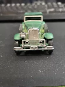 Matchbox Models of Yesteryear Y-4 1930 Model J Duesenberg Town Car 1976 green - Picture 1 of 4