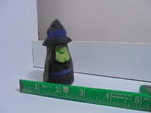 Vermont Americana Folk Art Wood Hand Carving Halloween Blue Kitchen Witch - Picture 1 of 5