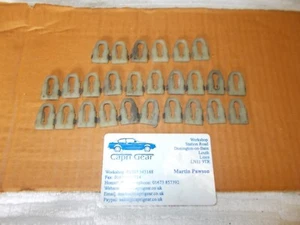 Ford Capri MK2, 26 x moulding clips. - Picture 1 of 1