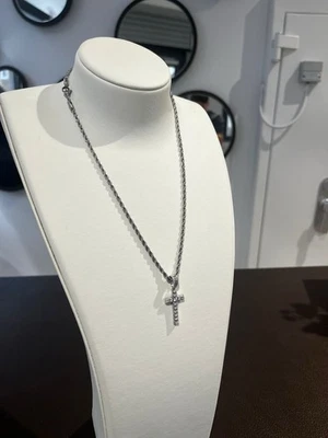 Edle Kreuzkette aus Edelstahl mit funkelnden Steinbesatz - Neu & Unbenutzt - Bild 1 von 3