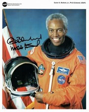 Astronaut Guion Bluford Signed NASA Photograph