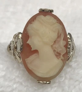Yellow Gold Filled Cameo Ring - Picture 1 of 7