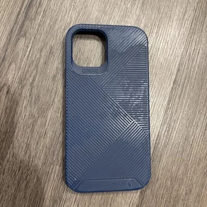 Gear4 Battersea Case for iPhone 12 / 12 Pro (6.1") - Blue - Photo 1 sur 7
