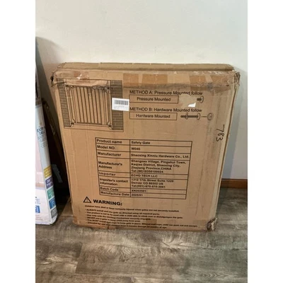 Puerta para bebé montada a presión extra ancha para caminar se adapta a 57,48-62,20" nueva en caja Foto 1 de 4