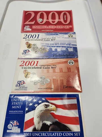 US MINT SETS 2000d,2001p,2001d,2003p LOT UNCIRCULATED LOT Cover
