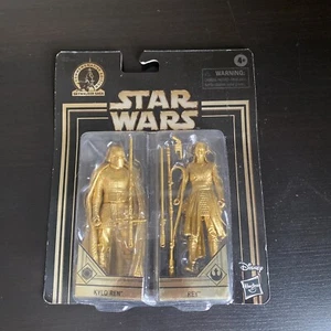 Star Wars Edición Conmemorativa Skywalker Saga Oro Kylo Ren y Rey - NUEVO - Imagen 1 de 3