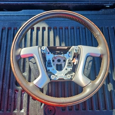 07-14 GM SUV Cadillac Escalade   Brown Leather Woodgrain  Steering Wheel  - Image 1 of 4