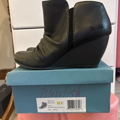 Blowfish Malibu Slouchy Wedge Boot Black Size 9 - Image 1 of 4