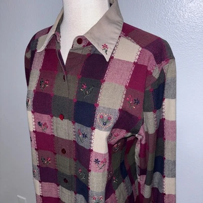 Винтажная вышитая клетчатая рубашка Cottagecore на пуговицах с сердечками и цветами размер большой - Изображение 1 из 4