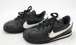 Nike Cortez Niños Talla 3 Y Cuero Atlético Deportes Activos Tenis Zapatos Negros - Imagen 1 de 3
