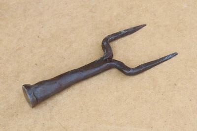 Antique Anvil Early Primitive Farmhouse Tool Stithy for Blades Blacksmith 19th. - Image 1 of 4