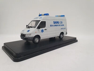1/43 VERY RARE MERCEDES-BENZ 208 CDI SPRINTER AMBULANCE 2002 SAMU 21 ELIGOR - Image 1 of 4