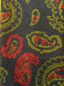 1960s SCOT ~ VINTAGE SKINNY WOOL DRESS SHIRT SUIT TIE ~ BLACK GREEN RED ~ 54" - Picture 1 of 3