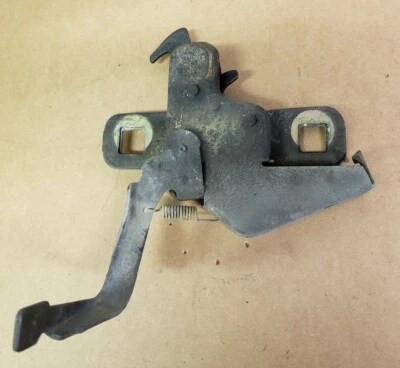 1992 1993 1994 1995 1996 FORD F150 HOOD LATCH LOCK CLOSE - Image 1 of 2