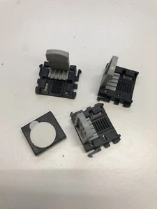 4 x Nolte Befestigung Sockelblende u. Seitensockel Halter Clips Küchensockel - Bild 1 von 1