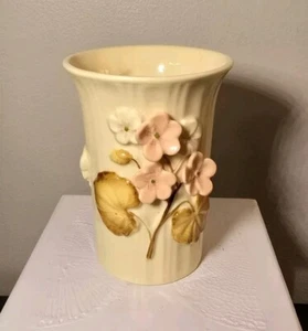 Vintage Vanity Cup With Raised Flowers - Pink Multicolor Ceramic - Picture 1 of 5