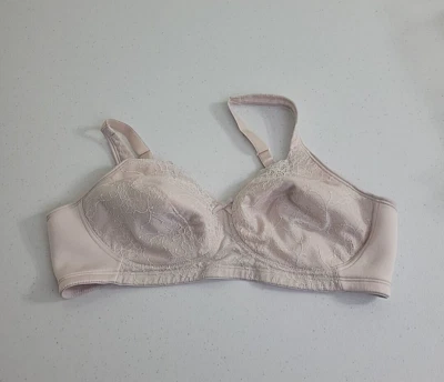 Playtex 18 Hour Pink Perfect Lift Full Coverage Adjustable Wire Free Bra Sz 40B - Image 1 of 4
