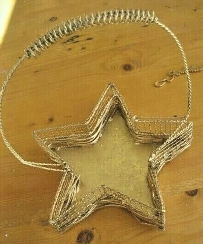 Vtg Metallic GOLD STAR  Basket Display Wire Reed Metal Party TABLE DECOR 1 Cover