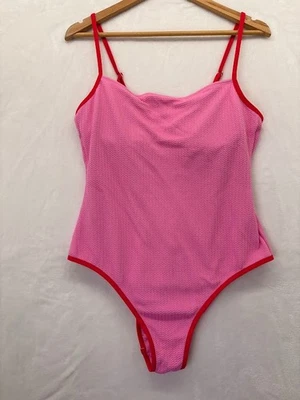 Женский купальник Wild Fable розовый размер XL розовая/красная отделка, текстурированный - Изображение 1 из 4