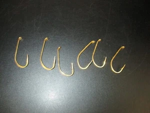 6 golden fish hooks "2",never used - Picture 1 of 3