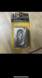 Cerradura de privacidad con tirón para puerta de bolsillo Prime-Line N 7367 - Reemplaza vieja o dañada - Imagen 1 de 3