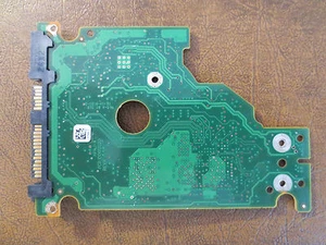 Seagate ST9600205SS 9TG066-881 FW:0004 SUZHSG (3766 C) 600gb 2.5" SAS PCB - Picture 1 of 1