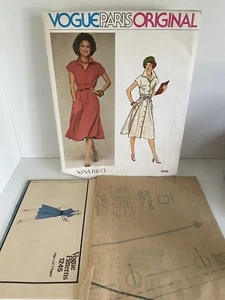 Vogue's PARIS ORIGINAL DRESS and Belt Sewing Pattern 1245 Size 10 Uncut - Picture 1 of 4