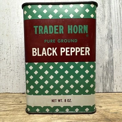 Vintage Trader Horn Spice Tin Pepper  Safeway Oakland Cal  Advertising Large 8oz - Image 1 of 4