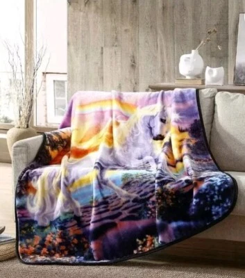 Peluche Wild Frontier Unicorn 50"x60" NUEVO CON ETIQUETAS SUPER SUAVE Foto 1 de 4