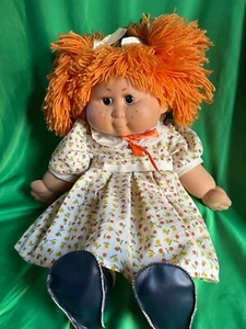 Girl doll - Orange hair and freckles - Picture 1 of 15