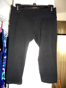 CALVIN KLEIN PERFORMANCE BLACK PULL-ON CAPRI PANTS STRETCH WAIST SZ MEDIUM - Picture 1 of 5