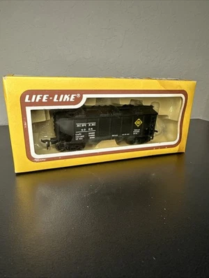 Life-Like Erie Cement Hopper Covered Train Car HO SCALE Vintage 1989 - Image 1 of 4