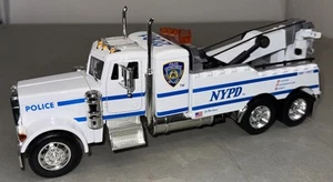 Jada Toys Peterbilt 1:32 NYPD New York Police Department Tow Truck 2001 9/11 - Picture 1 of 21