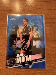 2022 Topps Chrome MLS Blue Wave #69 Jean Mota Miami 129/199 Refractor - Picture 1 of 2