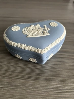 Wedgewood Jasperware Heart Shaped Blue Trinket Box - image 1 of 2