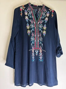 Johnny Was Sz XS 38" Bust Embroidered Tunic Top Blouse Graphics Navy Blue Boho - Picture 1 of 17