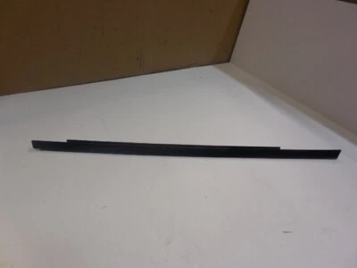 00-06 BMW X5 E53 Rear Right Door Passenger Upper Top of Window Exterior Trim Foto 1 de 4